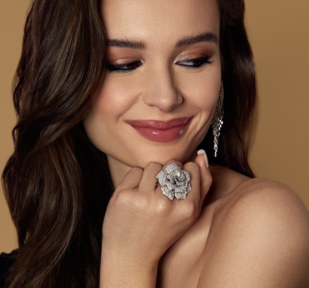 White Rose Ring